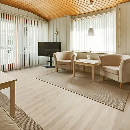 Feriehus Two-bedroom Holiday In *